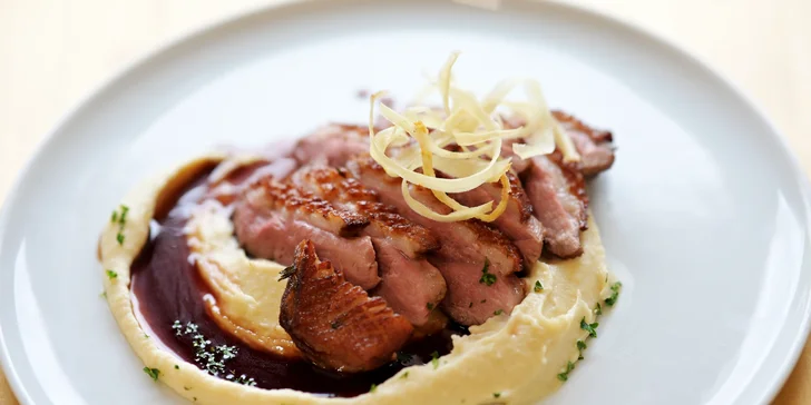 Tříchodové svatomartinské menu i s vinným párováním pro 2 osoby