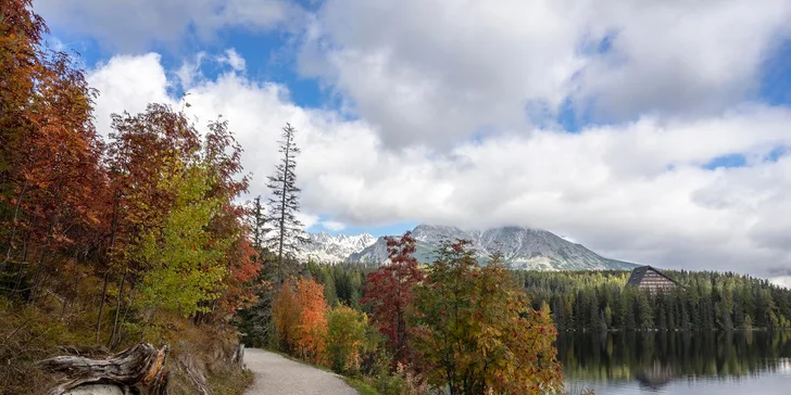 Prodloužený víkend v Tatrách: 3* hotel u jezera Štrbské Pleso, strava, doprava i wellness