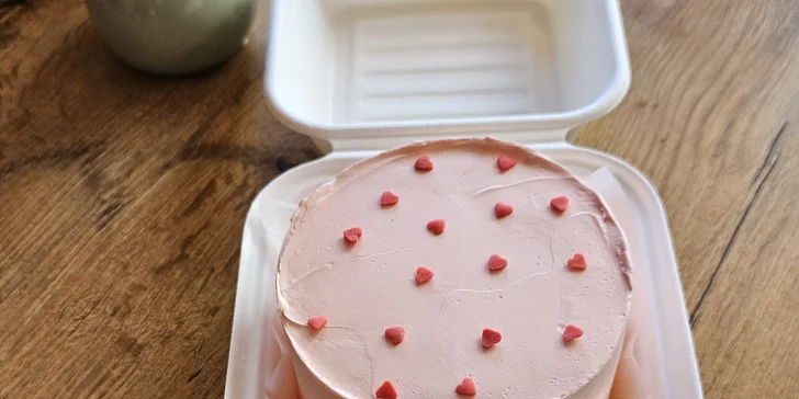 Bento cake dle vlastního přání: mini dortík s náplním, zdobením a textem dle výběru
