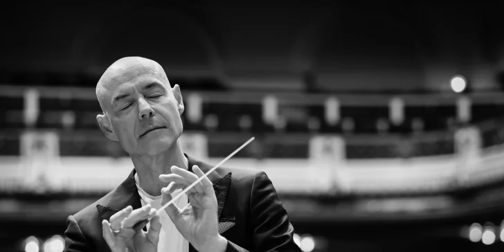 B. SMETANA a A. DVOŘÁK ve Smetanově síni Obecního domu