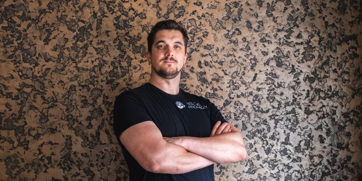 Masáž dle výběru: lávové kameny, zdravotní, hloubková nebo relaxační masáž: 60 nebo 75 min.