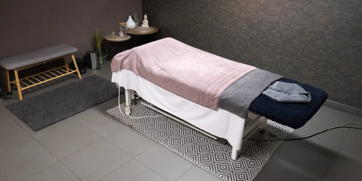 Masáž dle výběru: lávové kameny, zdravotní, hloubková nebo relaxační masáž: 60 nebo 75 min.