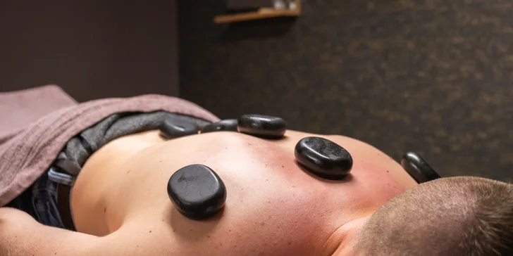 Masáž dle výběru: lávové kameny, zdravotní, hloubková nebo relaxační masáž: 60 nebo 75 min.