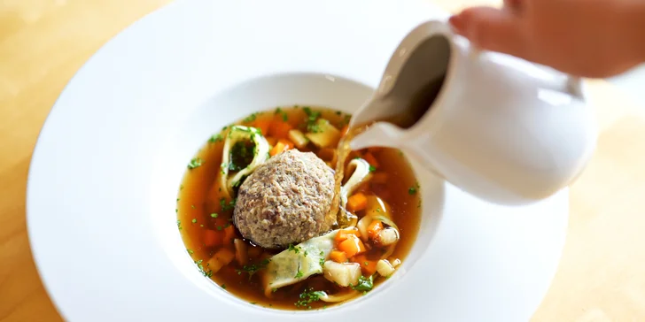 Tříchodové svatomartinské menu i s vinným párováním pro 2 osoby
