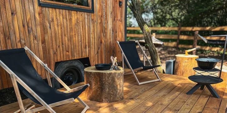 Romantické dobrodružství ve stylové maringotce nedaleko CHKO Brdy