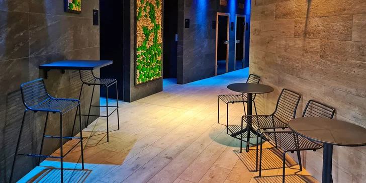 Na 120 minut do veřejného wellness: několik saun, parní kabina, vířivka