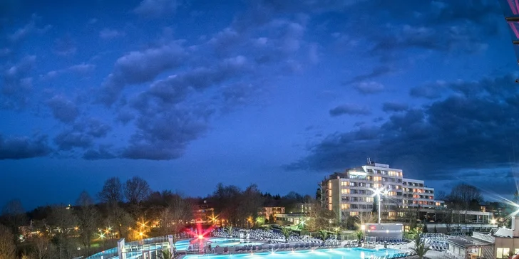 Za vánoční atmosférou do bavorského Pasova i relaxace v lázních Bad Füssing