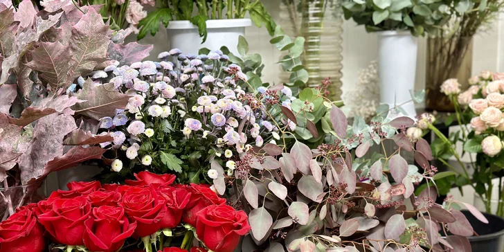 Otevřený voucher v hodnotě 300–2000 Kč na cokoli z květinářství Golden Flowers