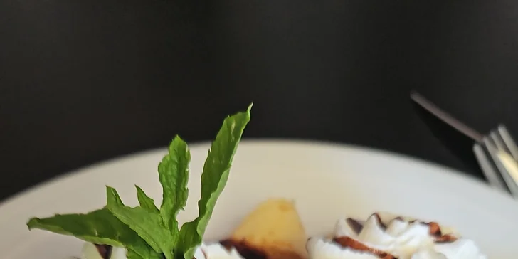 Otevřený voucher na kávu, dezerty, koktejly, dárkové balíčky a jídla z nabídky CAFE59