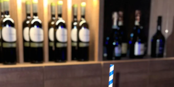 Drinky v centru Prahy pro 1 nebo 2 osoby: caipirinha, cosmopolitan, gin & tonic a další