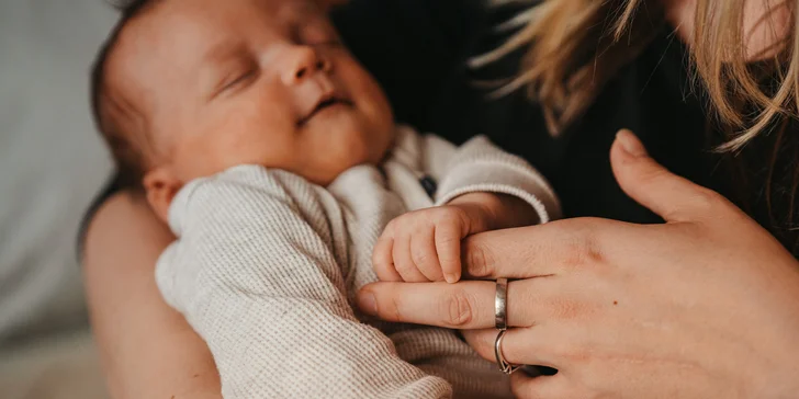 Rodinné, párové či new born focení: 25 upravených snímků z exteriéru či ateliéru v boho stylu