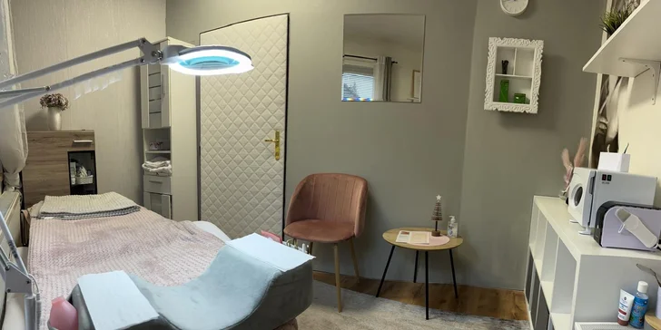 Manuální liftingová masáž obličeje, krku, trapéz a dekoltu