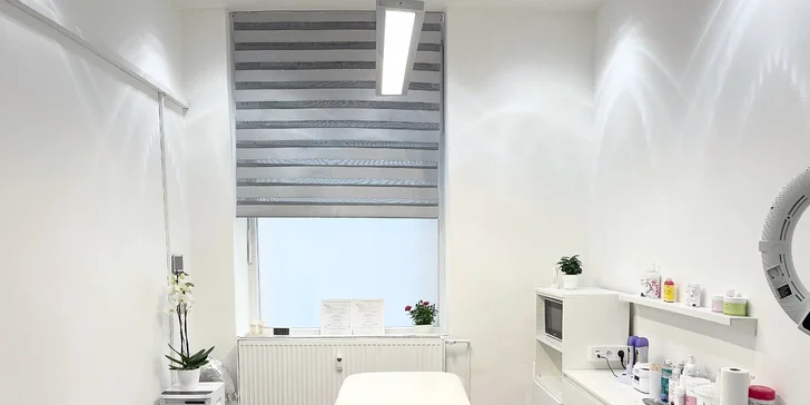 Depilace cukrovou pastou či voskem vybrané partie pro ženy