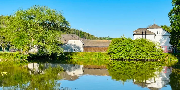 Romantika jako z pohádky: mlýnský penzion přímo u rybníka, možnost snídaní