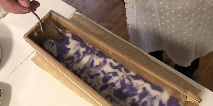 Zážitkový a voňavý kurz ruční výroby mýdel pro 2, 3 nebo 4 osoby