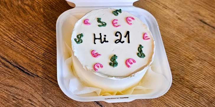 Bento cake dle vlastního přání: mini dortík s náplním, zdobením a textem dle výběru