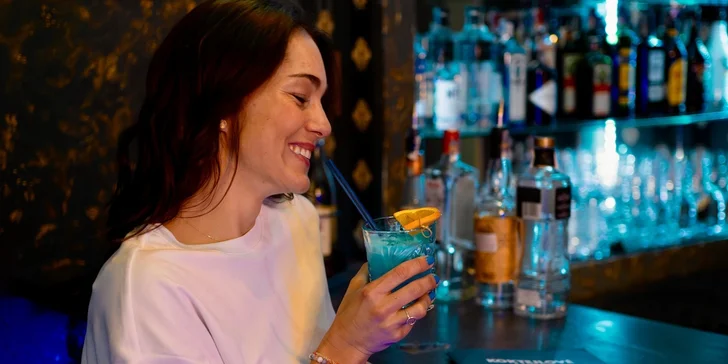 Drinky v centru Prahy pro 1 nebo 2 osoby: caipirinha, cosmopolitan, gin & tonic a další