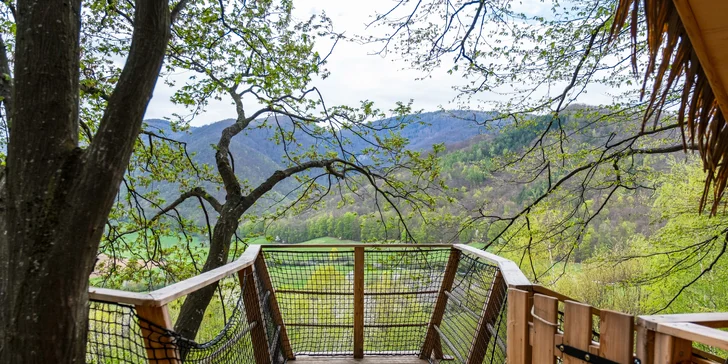 Treehouse u Muráňské planiny pro dva i rodinu: parkování zdarma i welcome drink