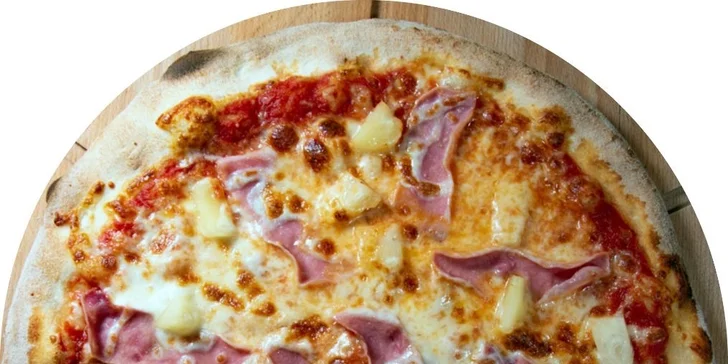 1 nebo 2 pizzy dle výběru: průměr 33 nebo 40 cm, rozvoz po Pardubicích v ceně