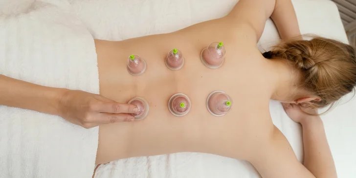 Relax i úleva od bolesti: tradiční čínská masáž Gua Sha nebo baňkování na 45 minut