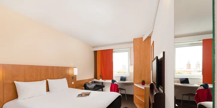 Moderní hotel se snídaněmi na dosah centra města, divadel i nákupů