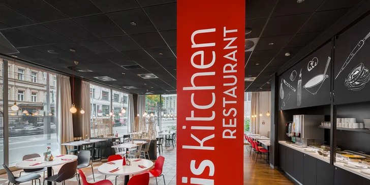 Moderní hotel se snídaněmi na dosah centra města, divadel i nákupů