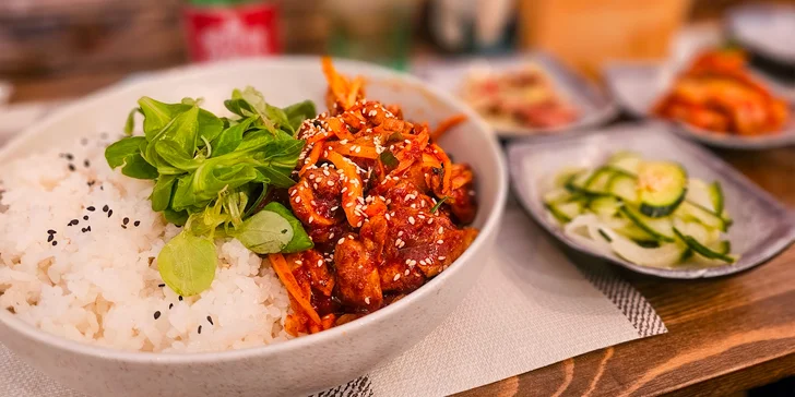 Polední menu i nápoj v samém srdci Prahy: korejské speciality pro 1 až 2 osoby