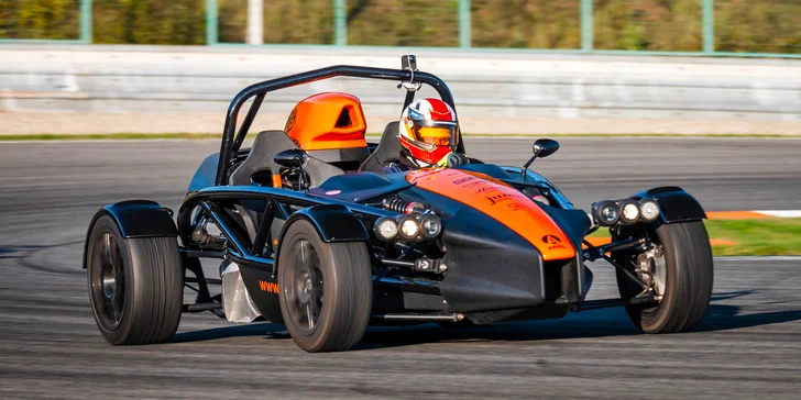 Divoká jízda po Masarykově okruhu v Brně: Ariel atom nebo Formule F4, řízení i spolujízda
