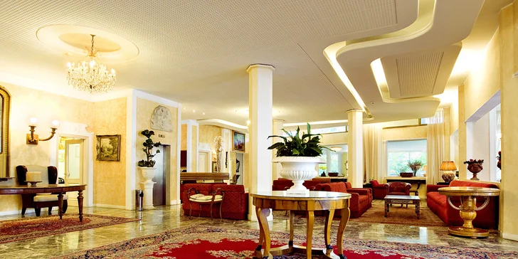Relax v italském lázeňském městě Montegrotto Terme: 4* hotel s termálními bazény, saunou i polopenzí