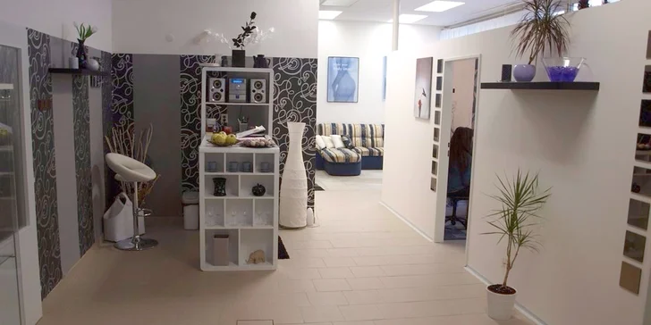 Pryč s celulitidou i mastnou pletí: aquapeeling i zábal Vacuslim 48