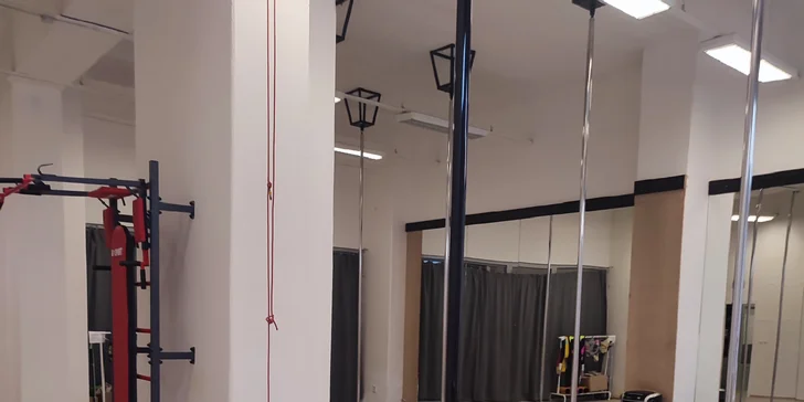 10 vstupů do tělocvičny pro ženy: lekce pro štíhlý pas, pilates, kruháč i posilovna