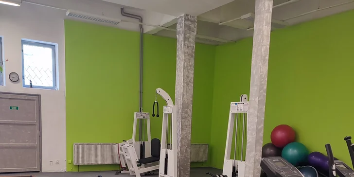 10 vstupů do tělocvičny pro ženy: lekce pro štíhlý pas, pilates, kruháč i posilovna