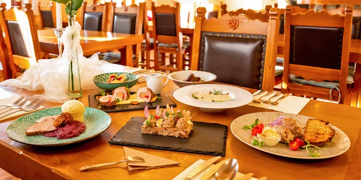 6chodové menu v zámecké restauraci i privátní relaxace pro dva