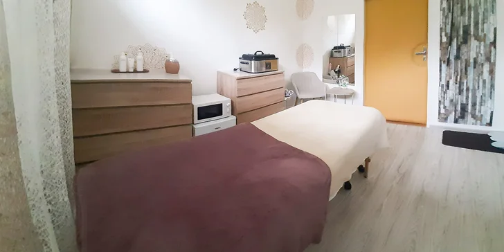 25-100 minut relaxu: masáž zad, celotělová, lymfatická, baňky i lávové kameny