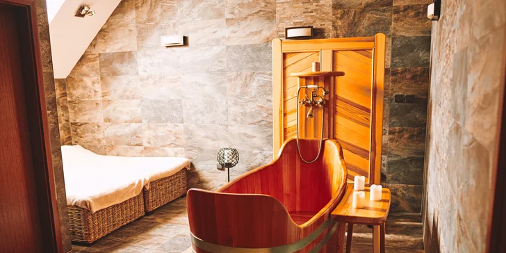 Privátní pivní lázně pro 1 nebo 2 osoby: koupel, sauna, neomezené pití piva i možnost občerstvení