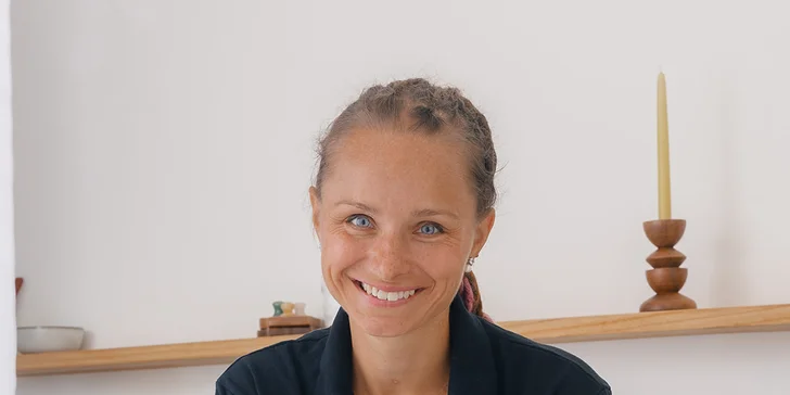 90–120min. relaxační tělový rituál: peeling, maska, masáž zad a odpočinek v relaxační místnosti