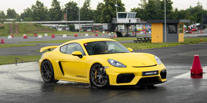 Porsche GT4 na závodním okruhu: spolujízda či řízení, 4 místa po celé ČR