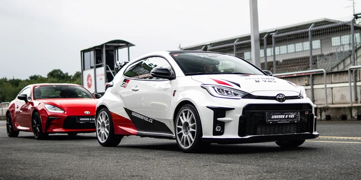 Jízda na okruhu jako řidič nebo spolujezdec v Toyotě GR Yaris