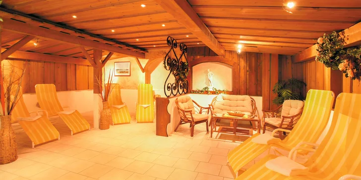 Zimní pobyt v tyrolských Alpách: polopenze, neomezený wellness, skiareál 3 km od hotelu