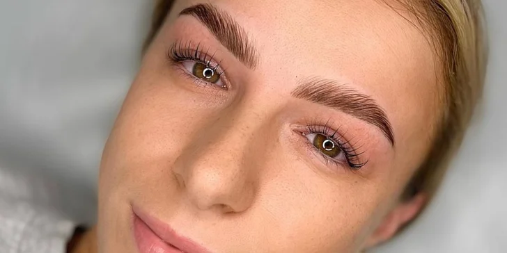 Profesionální péče pro krásné řasy a obočí: úprava, barvení či laminace