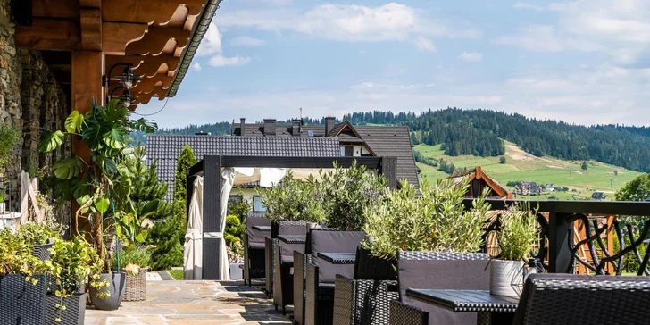 Pobyt ve stylovém penzionu na polské straně Tater: sauna, vířivka a láhev vína na pokoji