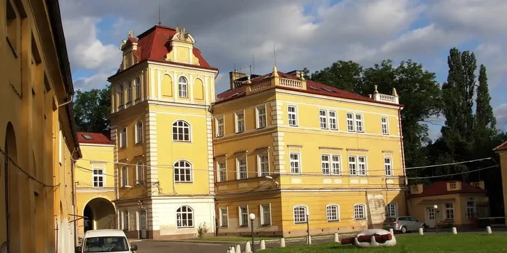 90–120min. relaxační tělový rituál: peeling, maska, masáž zad a odpočinek v relaxační místnosti