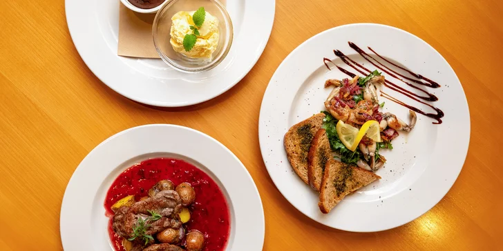 Tříchodové menu a wellness pro dva: srnčí medailonky i suflé a k tomu božský relax