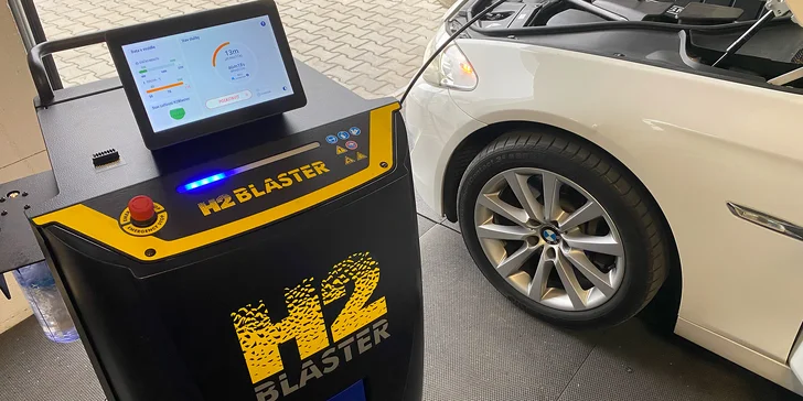 Dekarbonizace motoru: čištění pomocí vodíku osobního auta, náklaďáku nebo autobusu