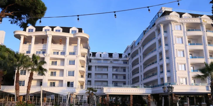 Letecký zájezd do Albánie: Hotel Grand Blue Fafa***** s all inclusive, u pláže, dětský klub Čedog