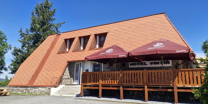 Aktivní dovolená na Šumavě: hotel v Hartmanicích se snídaní či polopenzí