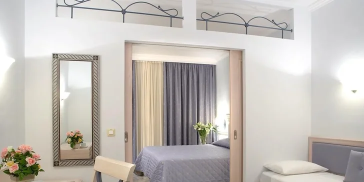 Dovolená na Rhodosu: letenka, all inclusive, šest bazénů, moře u hotelu i pestrý animační program