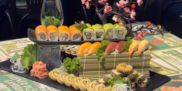 Pestré sushi sety v centru Ostravy: 30 nebo 66 ks, losos, tempura, avokádo, tuňák aj.