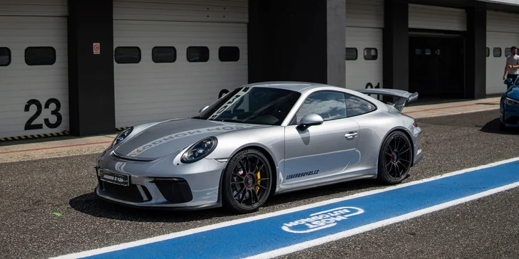 Adrenalinová jízda na závodním okruhu s Porsche 911 GT3