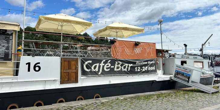 Hodnotový voucher na 250–500 Kč na cokoli z menu lodi Kamina na Vltavě